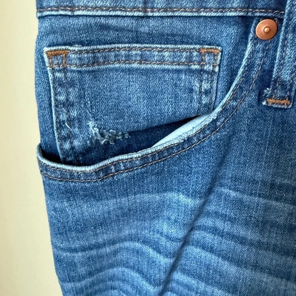 EUC Madewell Curvy High-Rise Distressed Skinny Crop Jeans SZ 34P (14-16)